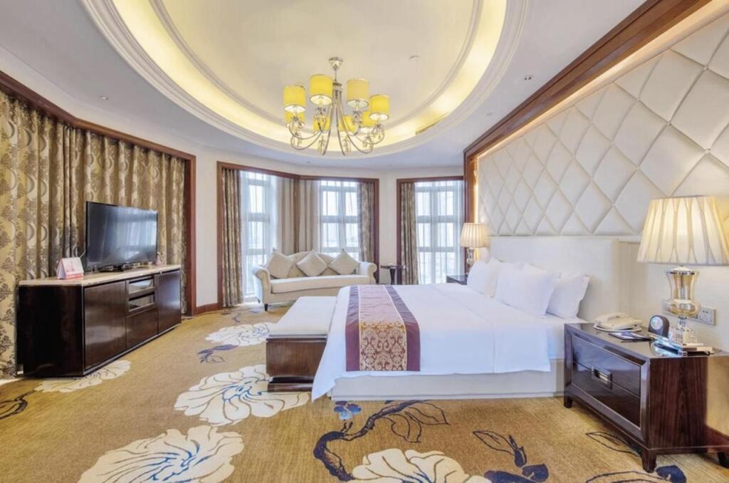 Хойчжоу: Days Hotel By Wyndham Logan City Huizhou