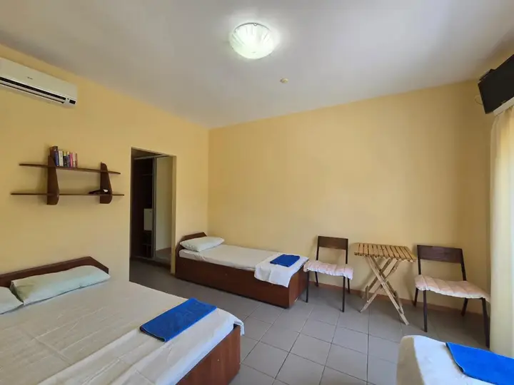Заозерное: Pirat Hotel (Пират)