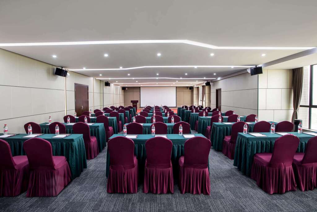 Хойчжоу: Ramada By Wyndham Huizhou Longmen