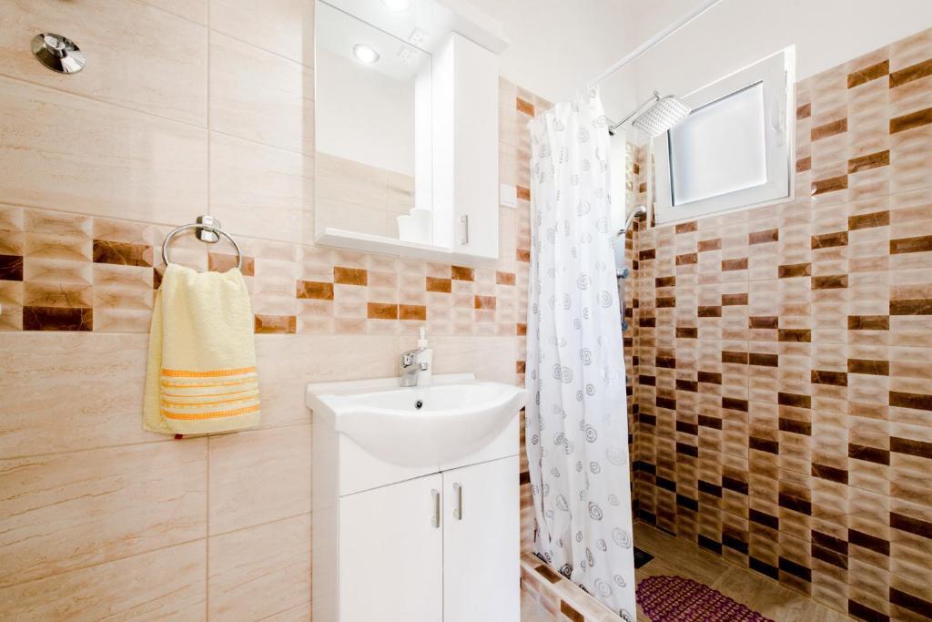 Сутоморе: Guest House Vukmarkovic