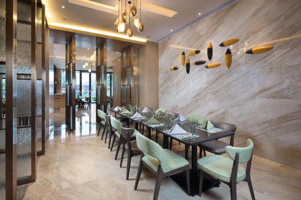 Шаогуань: Holiday Inn Shaoguan Downtown