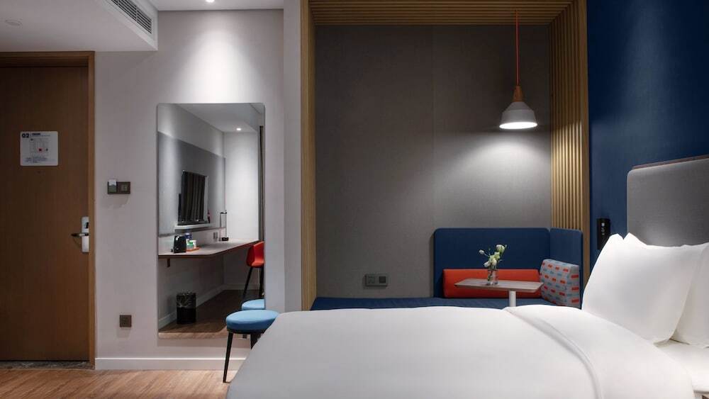 Шанхай: Holiday Inn Express Shanghai Hongqiao North, an IHG Hotel