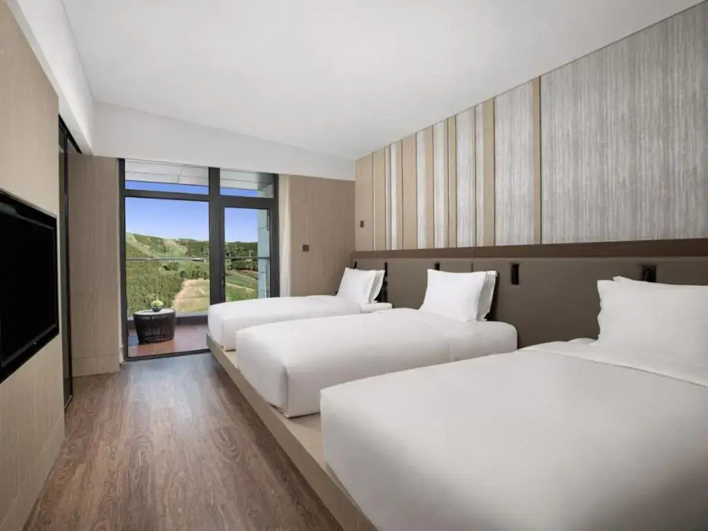 Чжанцзякоу: Crowne Plaza Chongli, an IHG Hotel
