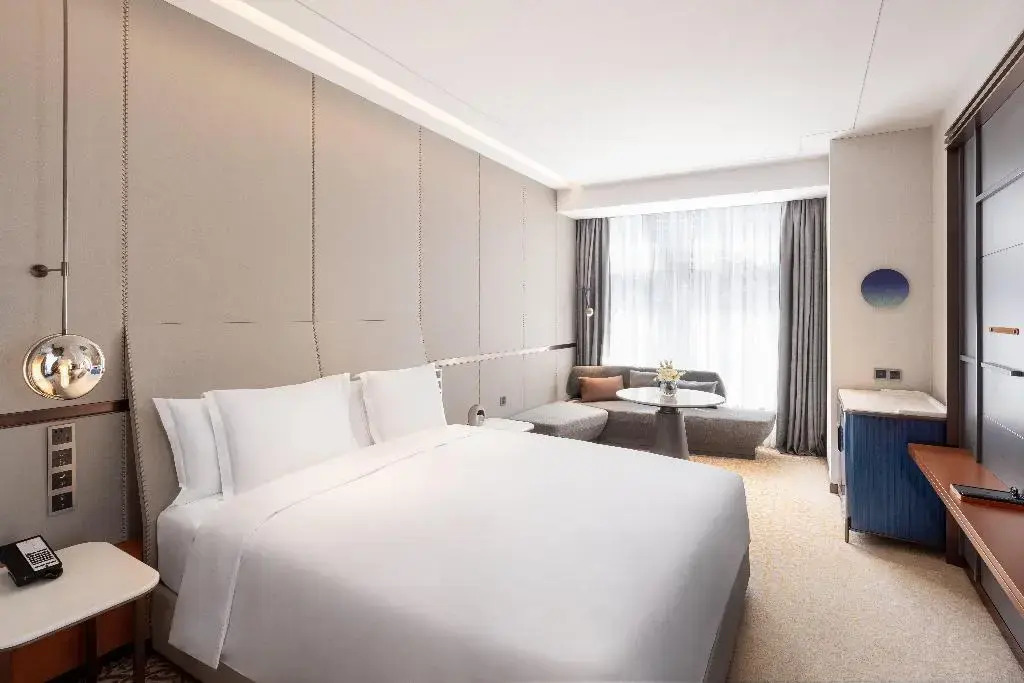 Циндао: Crowne Plaza Qingdao Jinshui, an IHG Hotel