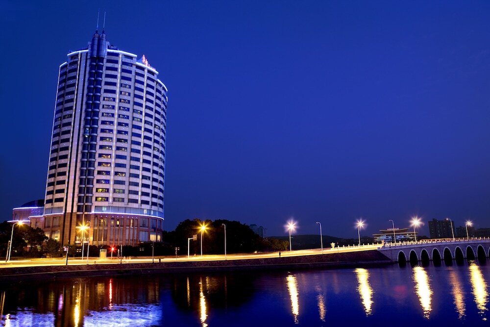 Ухань: Hongyi Hotel Wuhan University