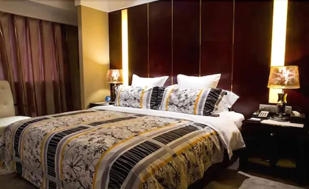 Ухань: Hongyi Hotel Wuhan University