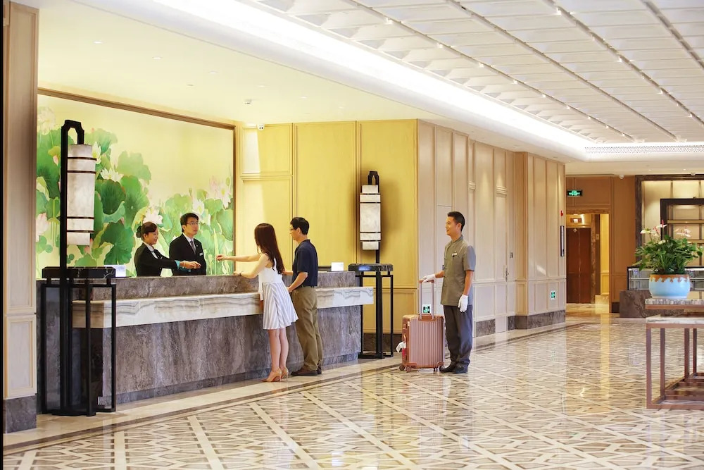 Fuzhou Lakeside Hotel — фото 2