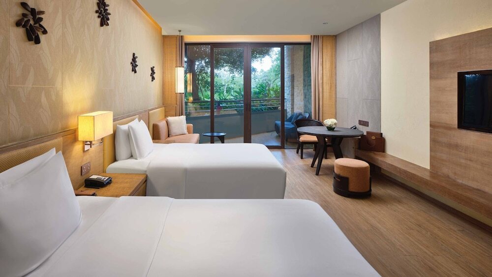 Янгиианг: Crowne Plaza Hailing Island