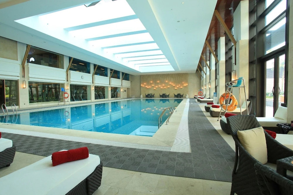 Янгиианг: Crowne Plaza Hailing Island