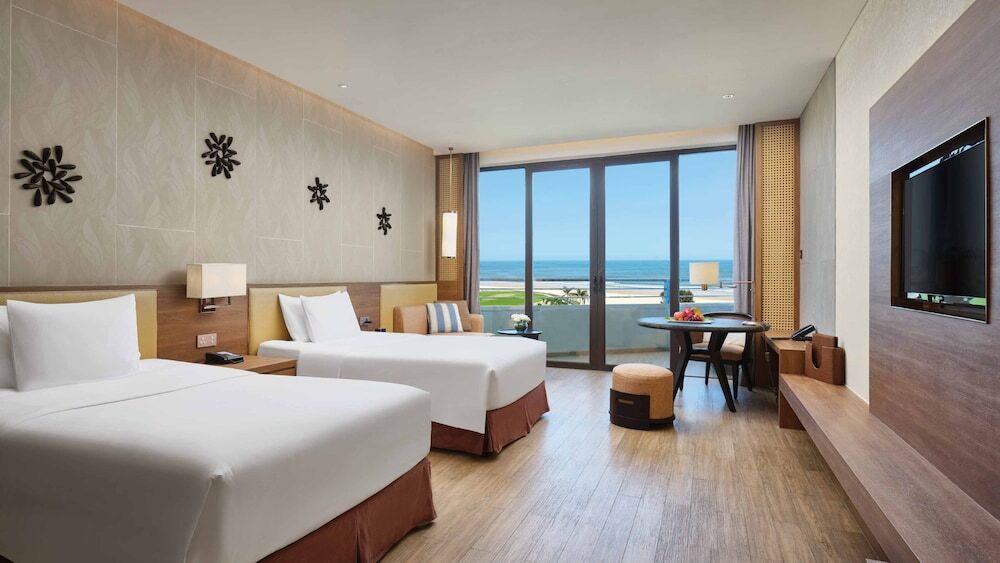 Янгиианг: Crowne Plaza Hailing Island