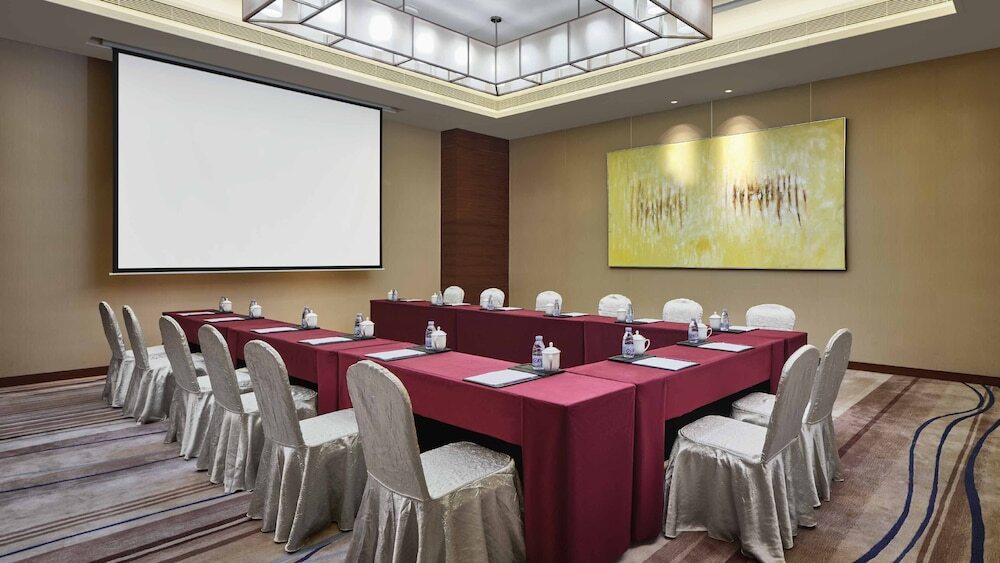 Янгиианг: Crowne Plaza Hailing Island