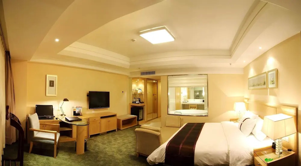 Шэньян: Ramada Plaza Shenyang City Center