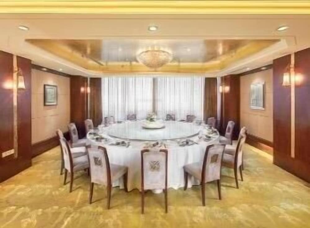 Шэньян: Ramada Plaza Shenyang City Center