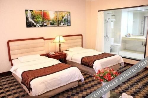 Шэньян: Yatai Hotel(Shenyang  Zhongjie,The Forbidden City)