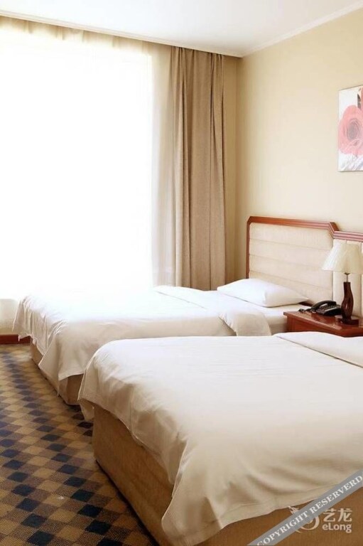 Шэньян: Yatai Hotel(Shenyang  Zhongjie,The Forbidden City)