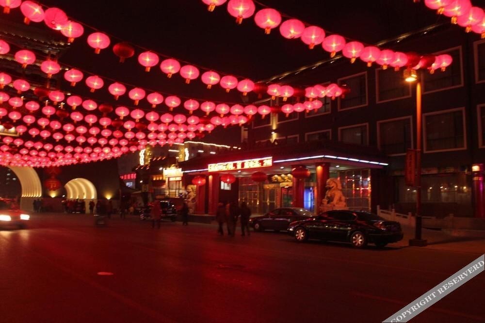 carousel image 0