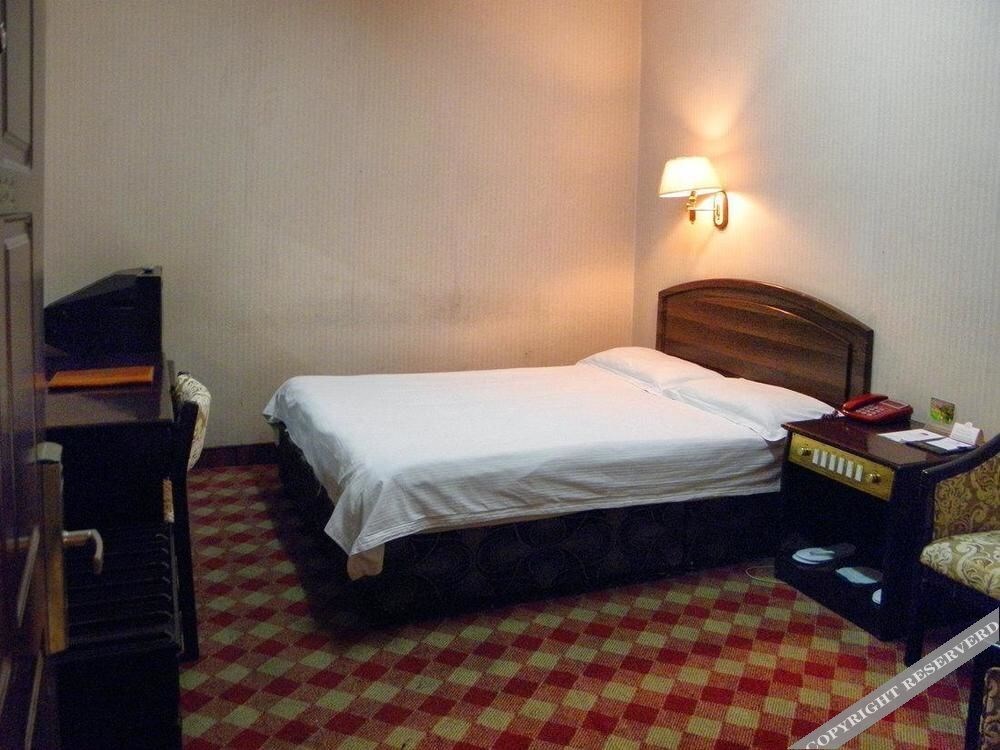Шэньян: Yatai Hotel(Shenyang  Zhongjie,The Forbidden City)