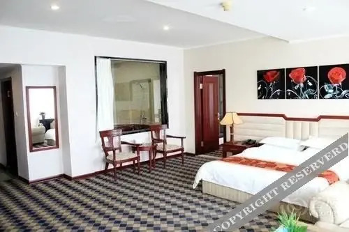Шэньян: Yatai Hotel(Shenyang  Zhongjie,The Forbidden City)
