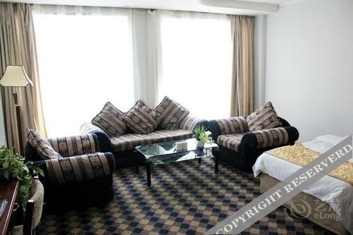 Шэньян: Yatai Hotel(Shenyang  Zhongjie,The Forbidden City)