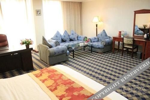 Шэньян: Yatai Hotel(Shenyang  Zhongjie,The Forbidden City)
