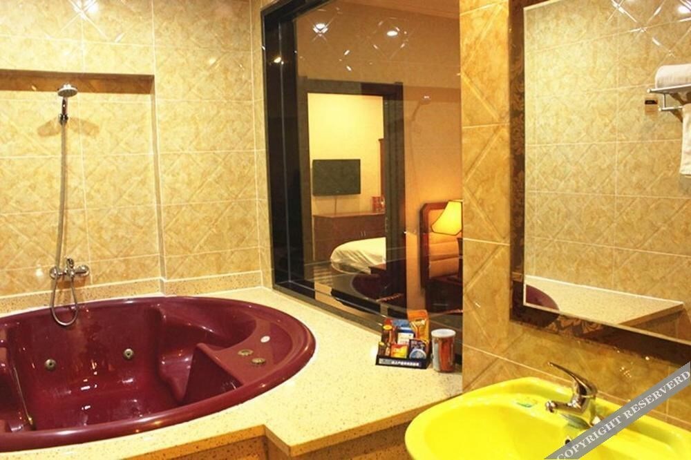 Шэньян: Yatai Hotel(Shenyang  Zhongjie,The Forbidden City)