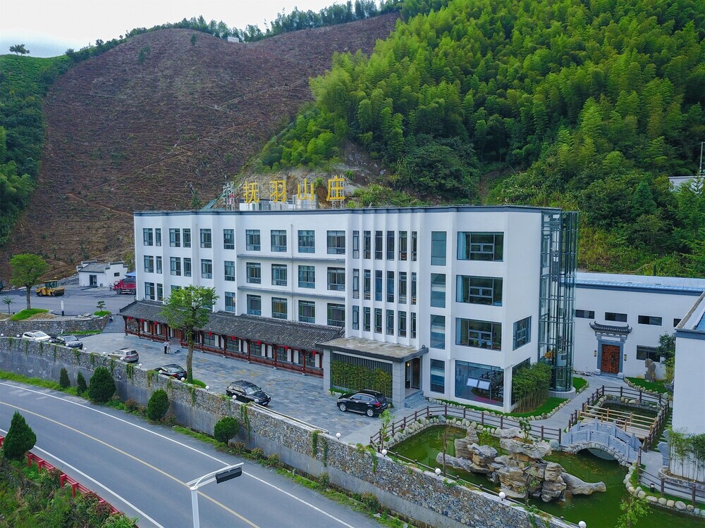 Хуаншань: Caresses Feather Mountain Villa