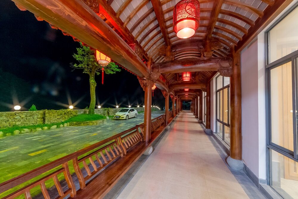 Хуаншань: Caresses Feather Mountain Villa