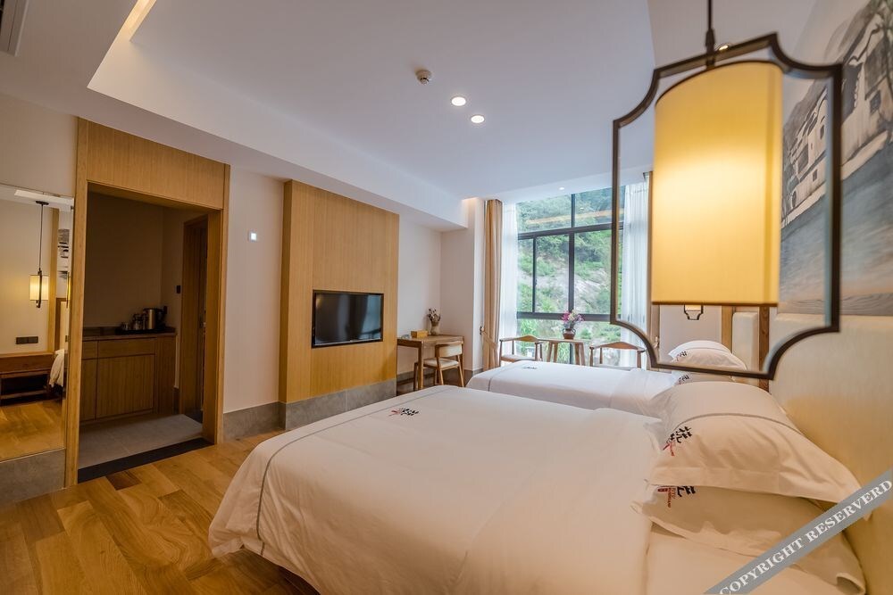 Хуаншань: Caresses Feather Mountain Villa
