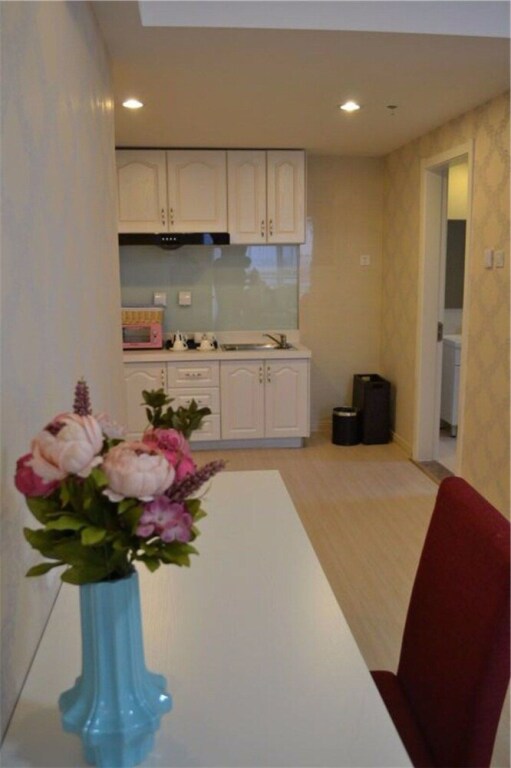 Вэйнань: Estay Apartment Weinan