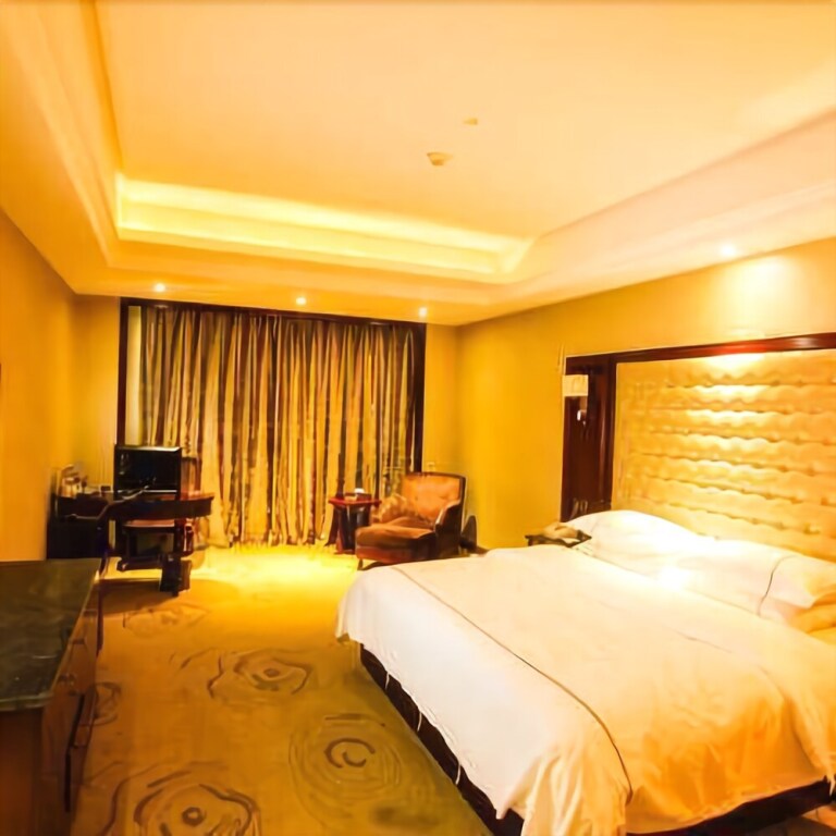 Шаоян: Crowne Plaza
