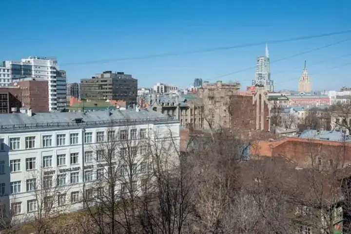 На Чистых Прудах — фото 1