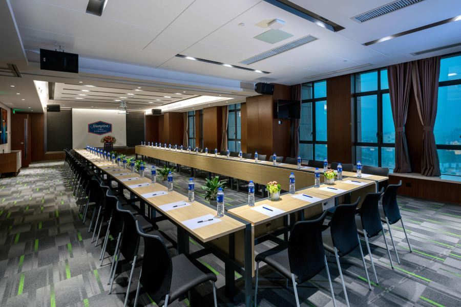 Цзиньюань: Hampton by Hilton Qingyuan Fengcheng