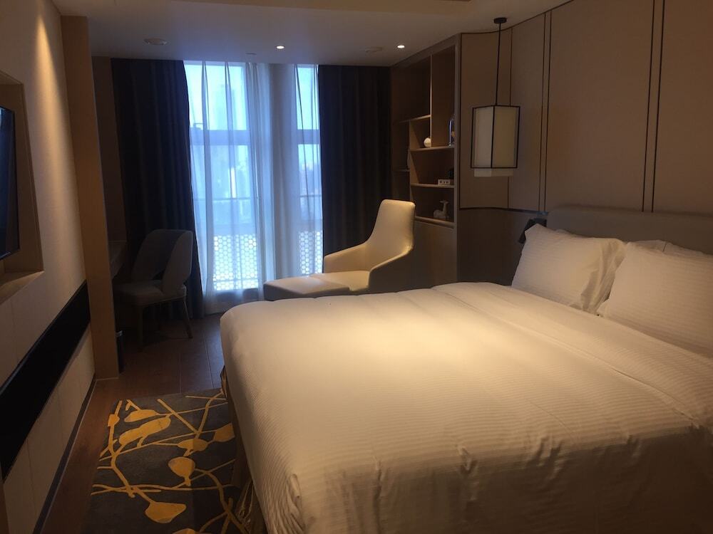 Чунцин: Ascott Nanbin Chongqing