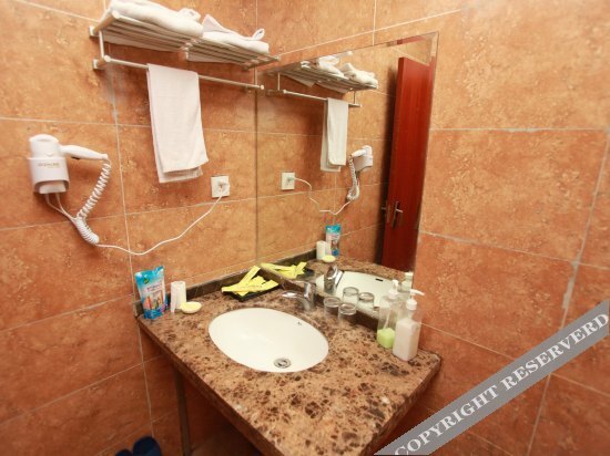 Чунцин: Chonqing 26 Degree Hotel (Jiaochangkou Store)