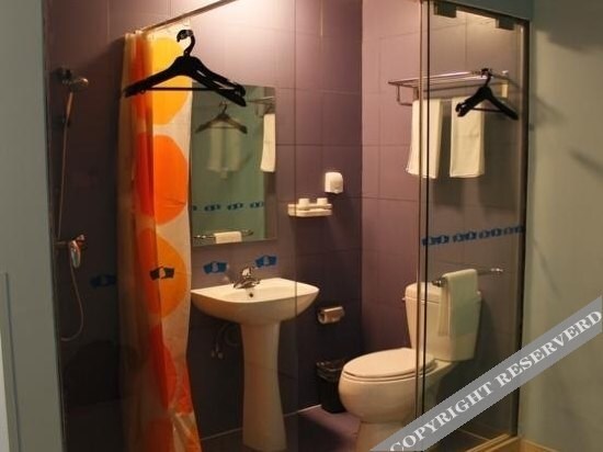 Лоян: 洛阳百世快捷酒店