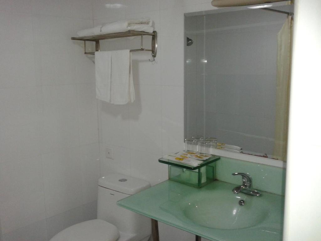 Лунъянь: Super 8 Hotel Longyan Fazhan Building