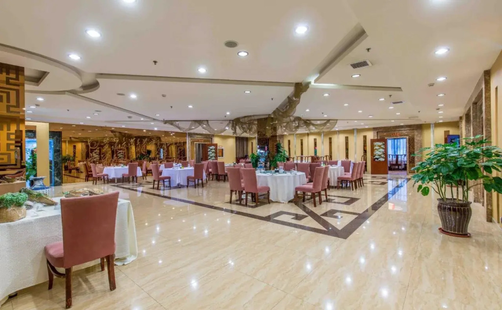 Чанчунь: garden Hotel