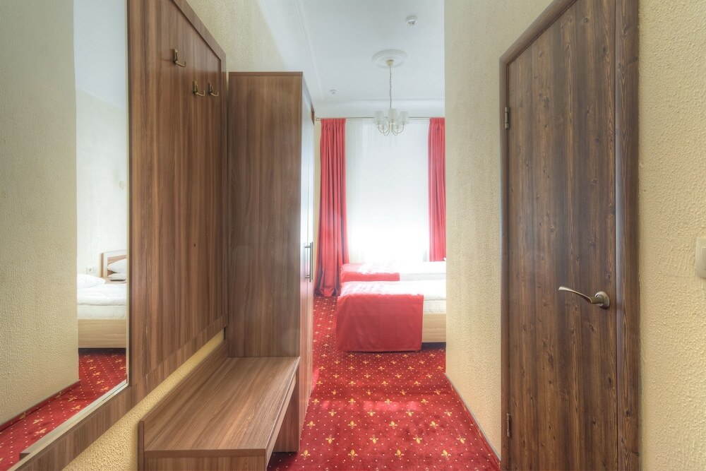 Москва: Hotel Day and Night on Kitay-Gorod