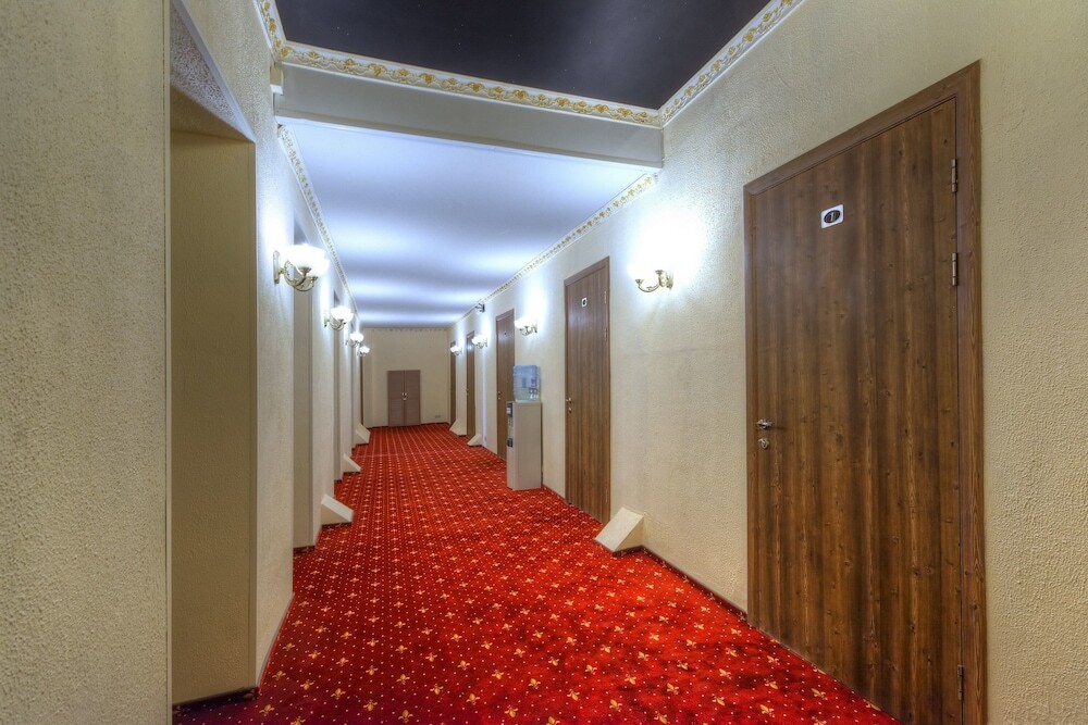 Москва: Hotel Day and Night on Kitay-Gorod