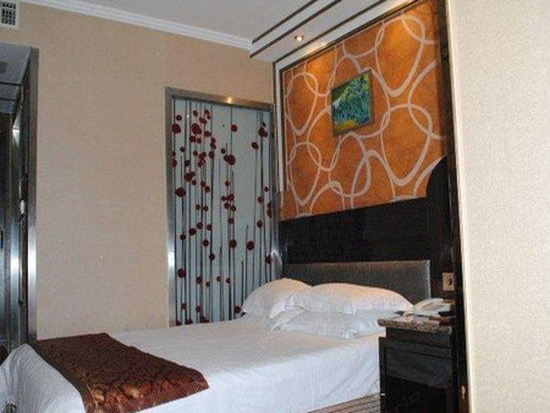 Иу: Jinxiyuan Fashion Hotel