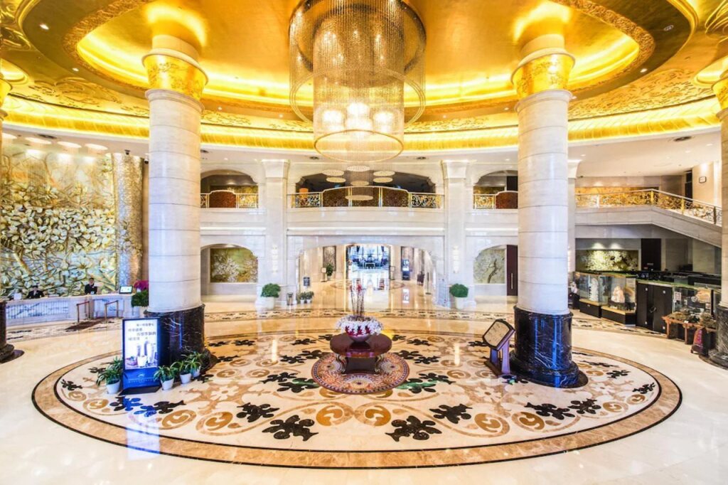 Таншань: Grand Metropark Guofeng Hotel Tangshan