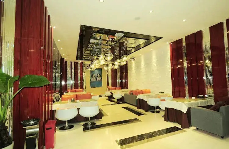 Ухань: Yangluo Happy Year Hotel