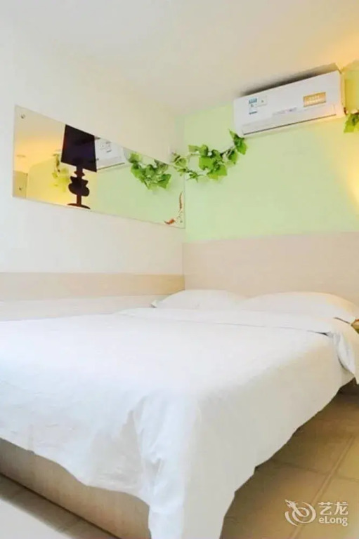 Ухань: Yi Bai Hotel- Wuhan