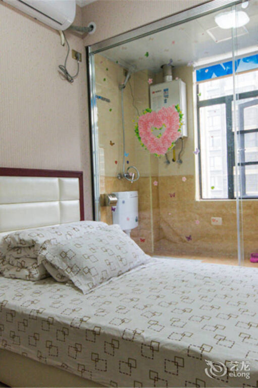 Ухань: Xinsu Apartment Wuhan High-speed Railway Station
