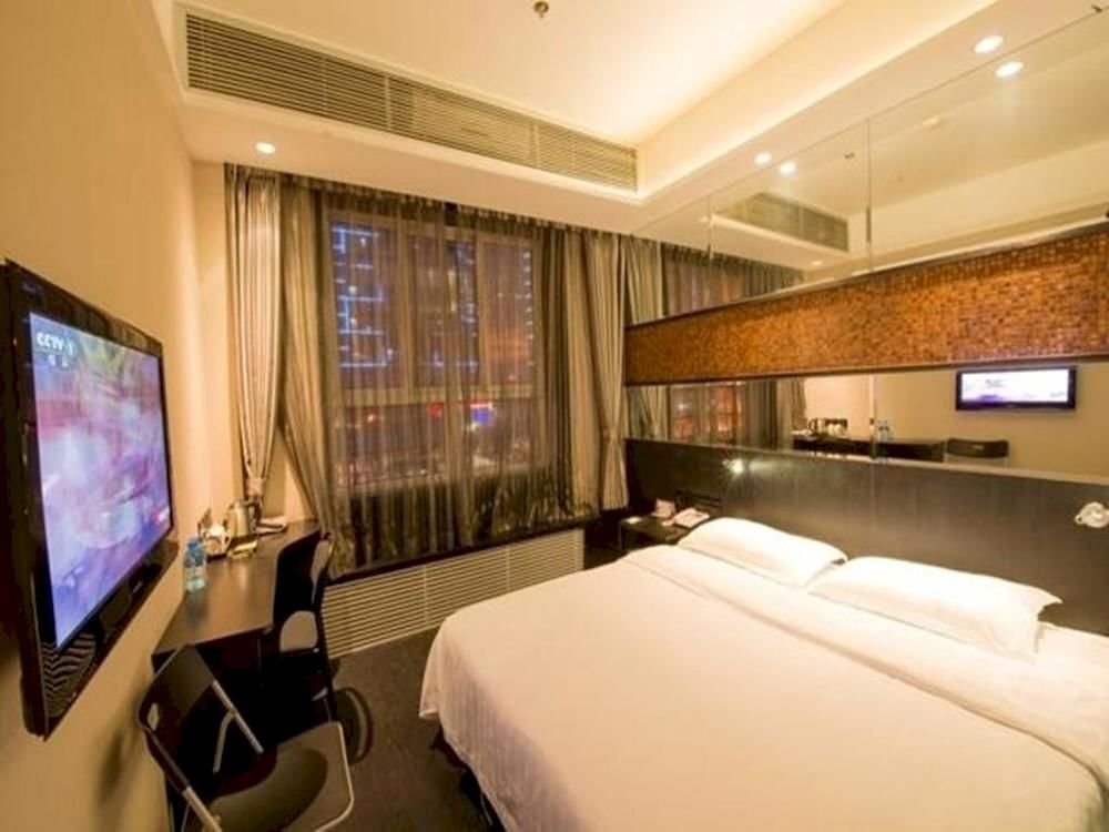 Баодин: Time Hotel