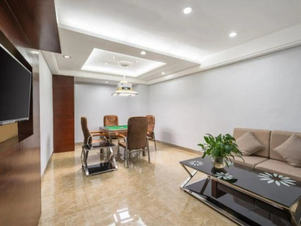 Джиангме: Shuanglong Plaza Hotel