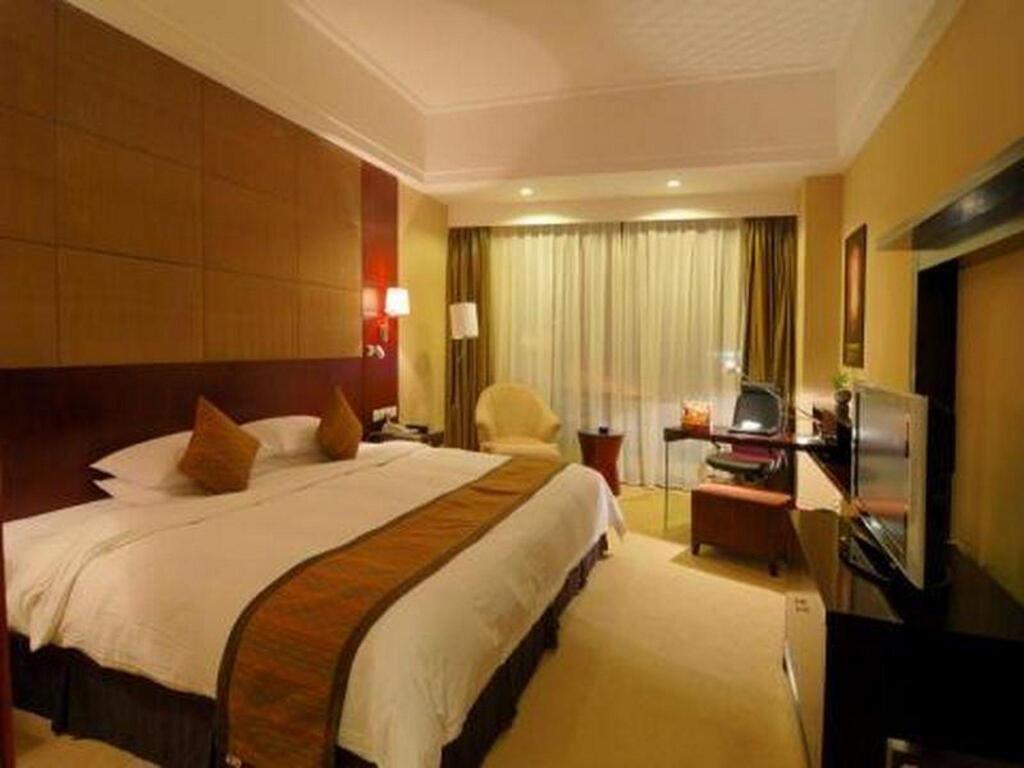 Наньнин: Best Western Premier Red Forest Hotel