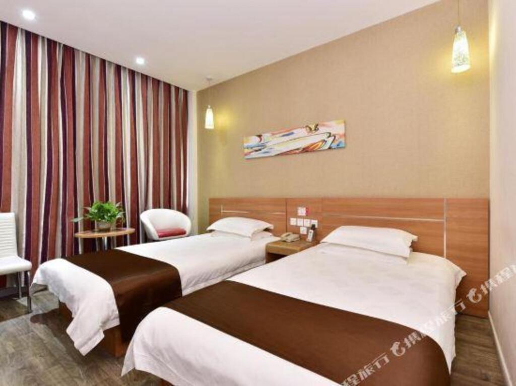 Лоян: Thank You Inn Luanchuan Yingbin Avenue