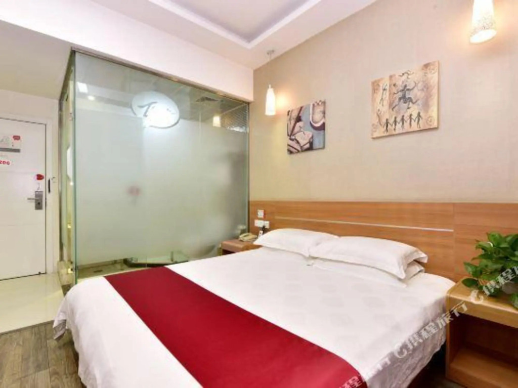 Лоян: Thank You Inn Luanchuan Yingbin Avenue