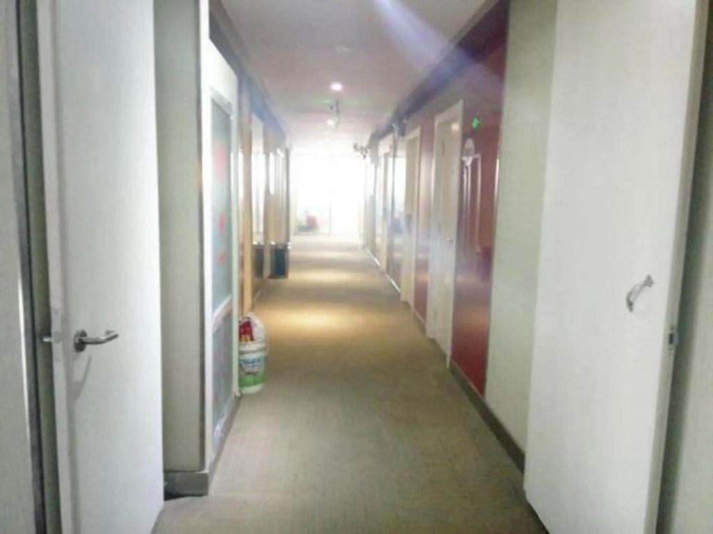 Лоян: Thank You Inn Luanchuan Yingbin Avenue
